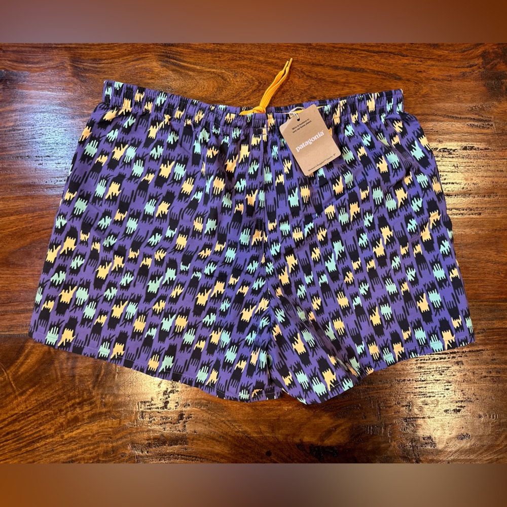 NWT! Patagonia Women's 5” Baggies Shorts Intrtwnd Hnds/Perennial Purple 🌺🛍️ - Picture 6 of 8